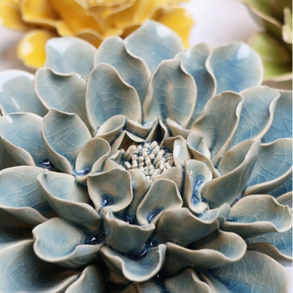 CHIVE ceramic flowers